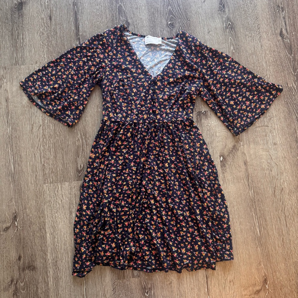 ASOS Floral V-Neck Short Summer Dress With Sleeves